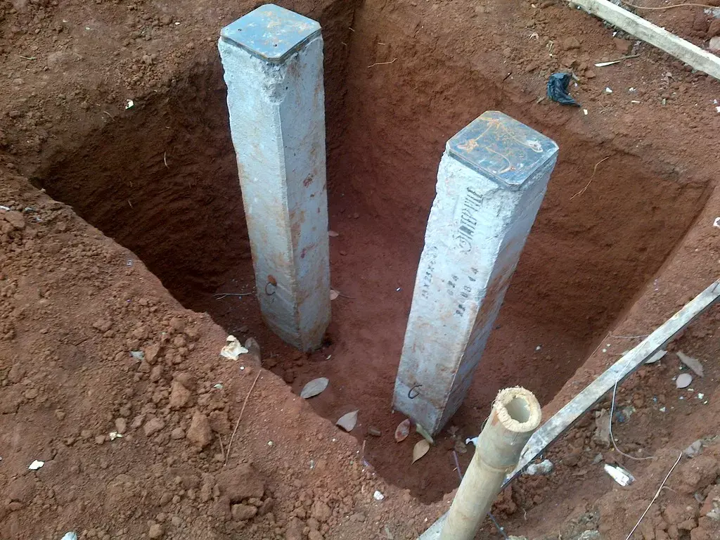 Fondasi Tiang Pancang pada Tower Transmisi